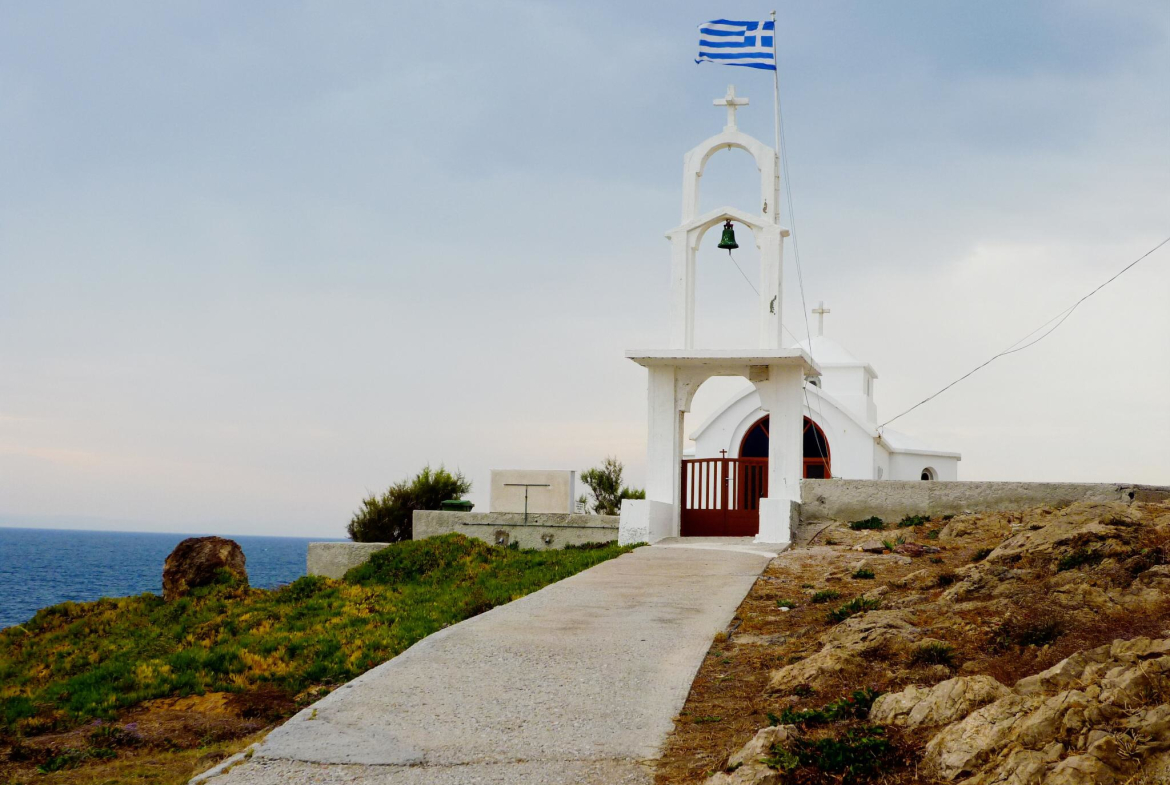 Beachfront Plot of 1,387 sq.m. for Sale in Gavathas, Lesvos