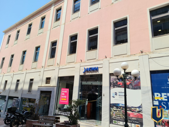 Exterior view of the commercial property for sale in central Piraeus, property code 150-1017