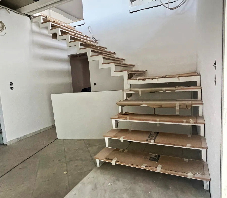 670 sqm Commercial Building for Rent in Metamorfosi, Athens